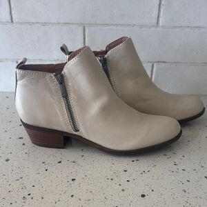 Lucky Brand BASEL Cream Leather Ankle Booties Dual Zippers Versatile Women’s 9M